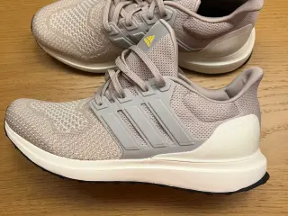 Adidas sko