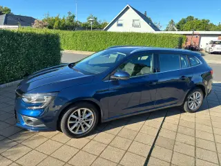 Renault megane sælges