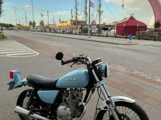 Suzuki gn 125