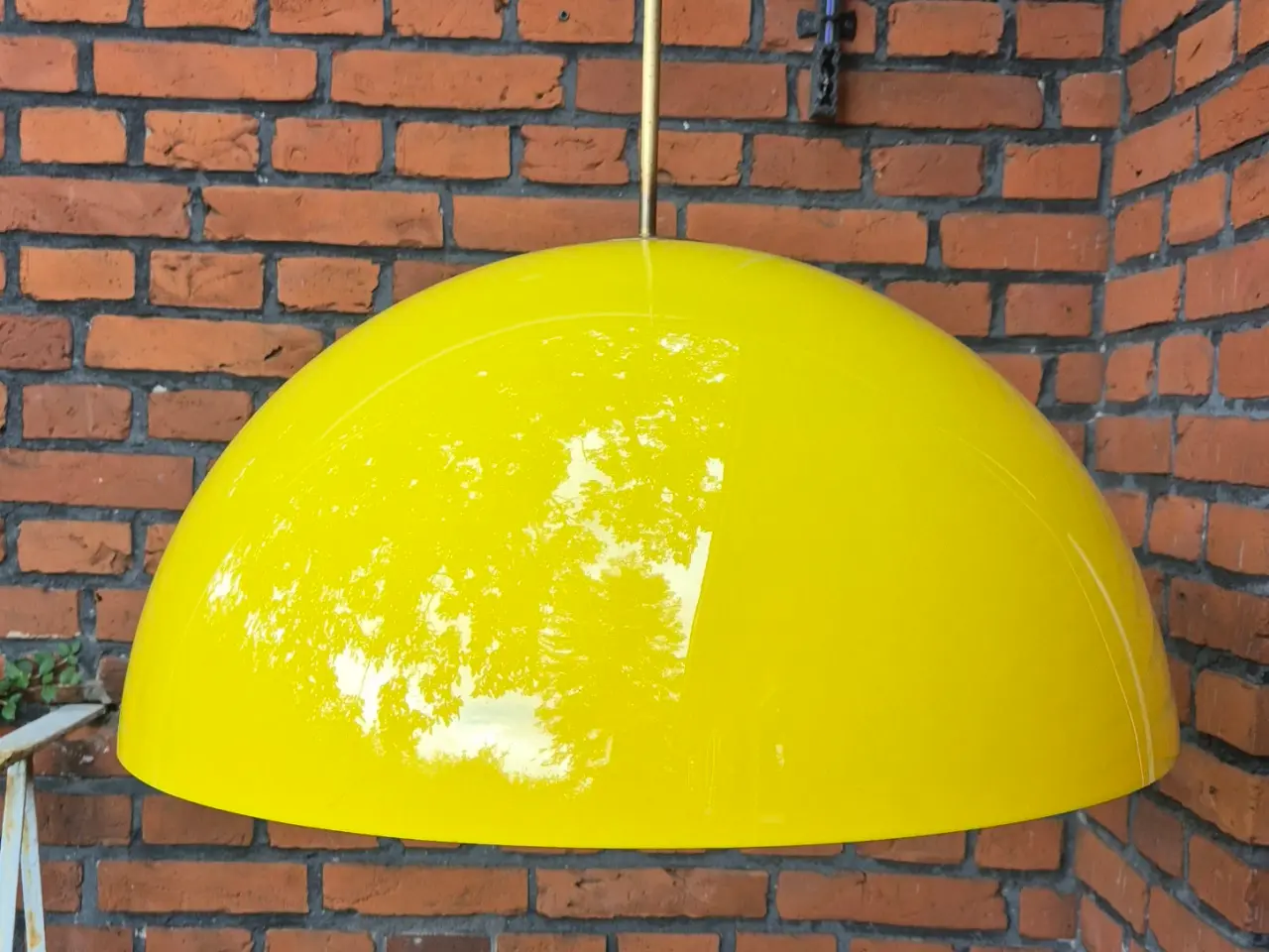Billede 1 - Giga retrolampe i transparent gul plast