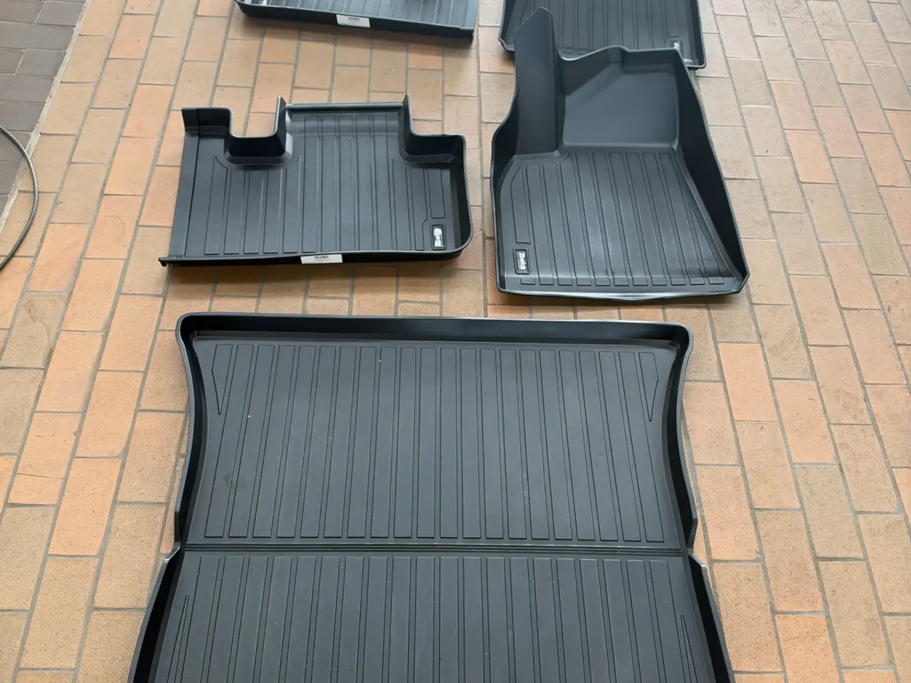 Billede 1 - Tesla Model Y vintermåtter
