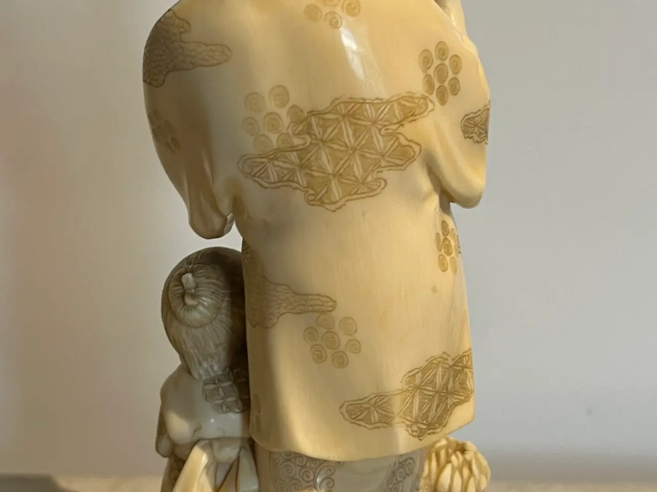 Billede 10 - flot Japanske elfenbensfigur