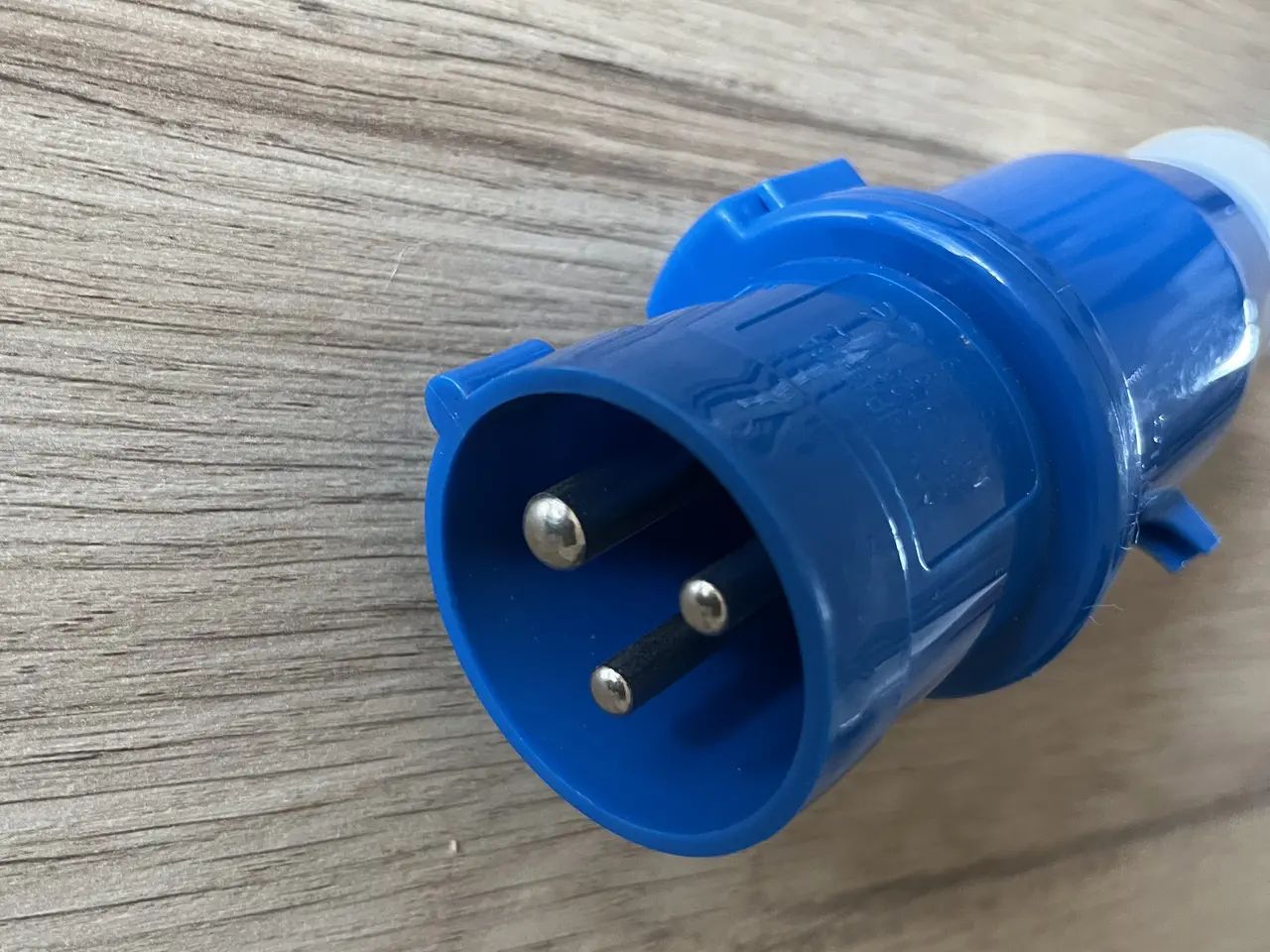 Billede 2 - Adapter kabel CEE til 220V