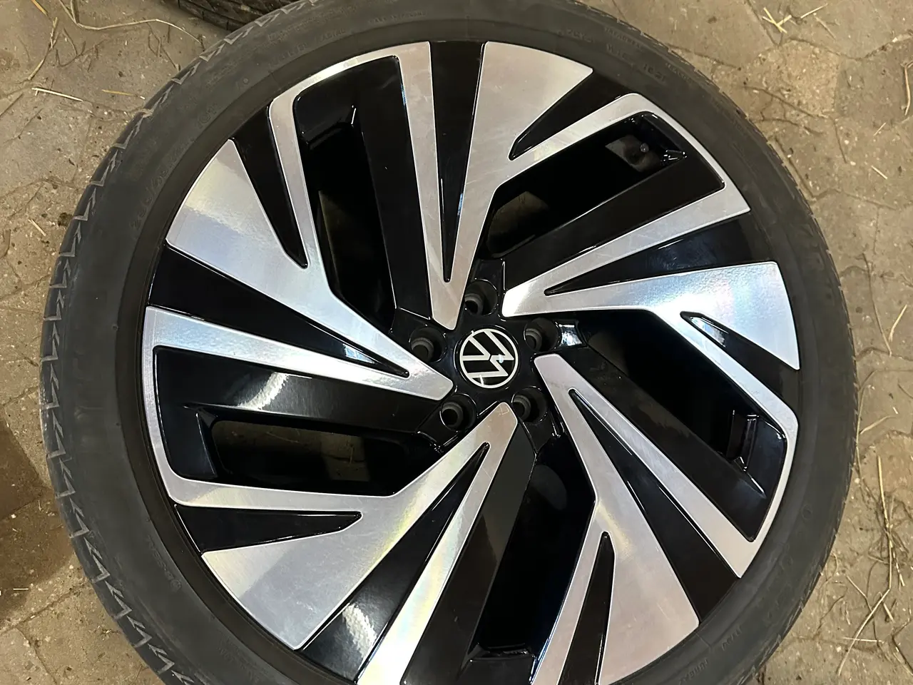 Billede 6 - Id4 21” VW Narvik fælge med dæk