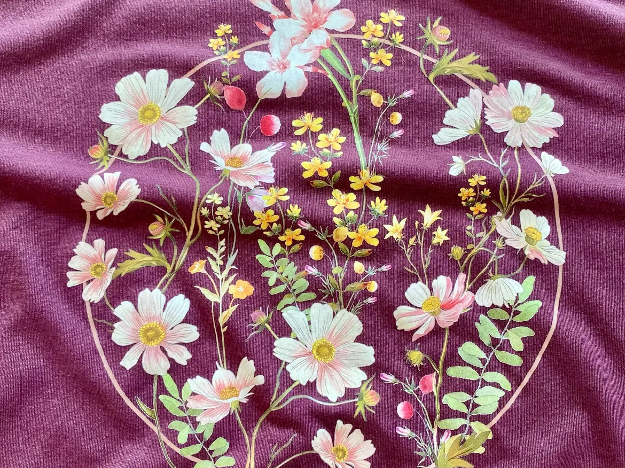 Billede 5 - T-shirt L med blomsterprint