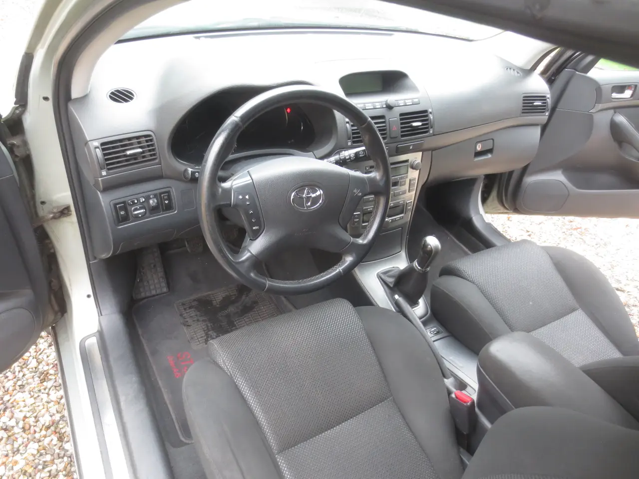 Billede 17 - Pæn Toyota Avensis 1.8 i Sol St,car