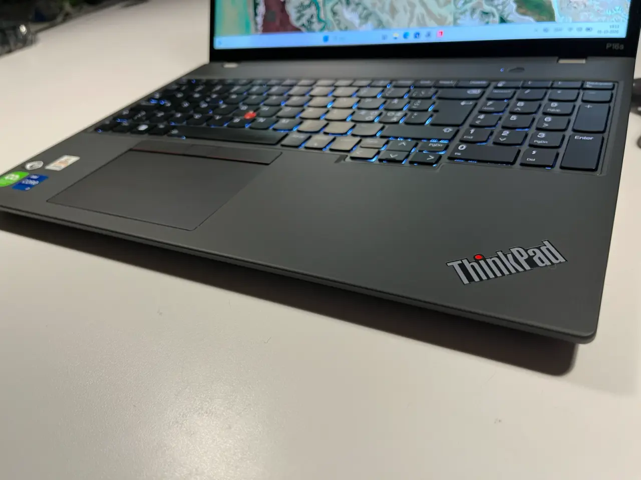 Billede 2 - Lenovo ThinkPad P16s Gen 1 i7 32GB 1TB T550 16"