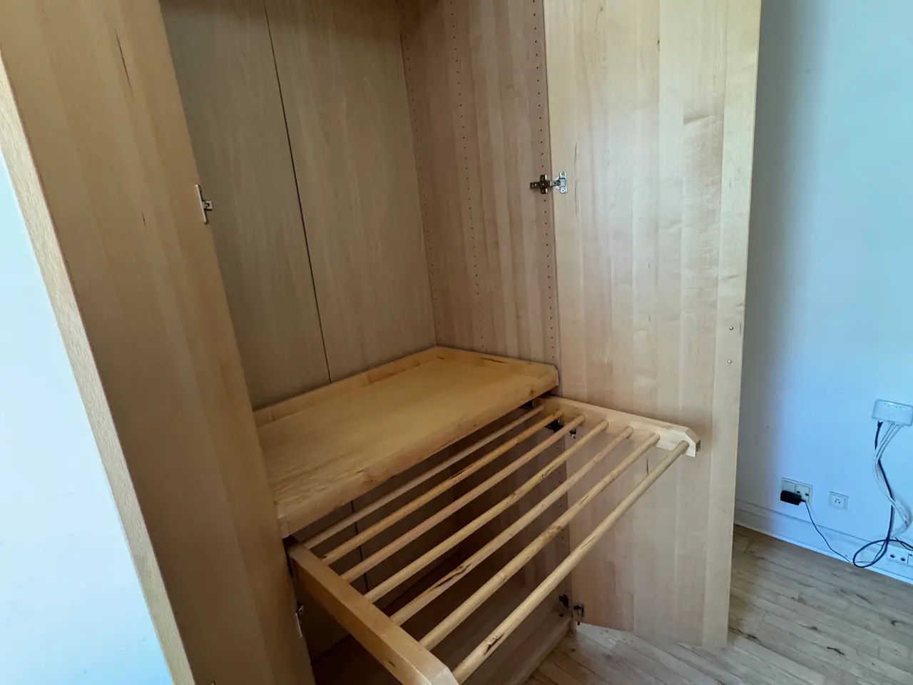 Billede 2 - Ikea Pax garderobeskab, flot stand