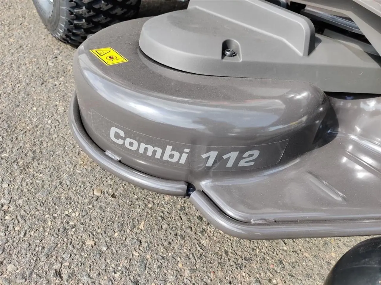 Billede 4 - Husqvarna R418TsX AWD Inklusiv 112cm klippebord