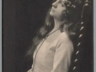 Anna Larsen i "Hamlet"- Skuespiller - Postkort - Brugt