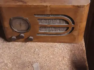 radio meget gl.