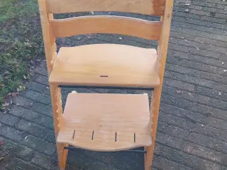  Højstol sælges 