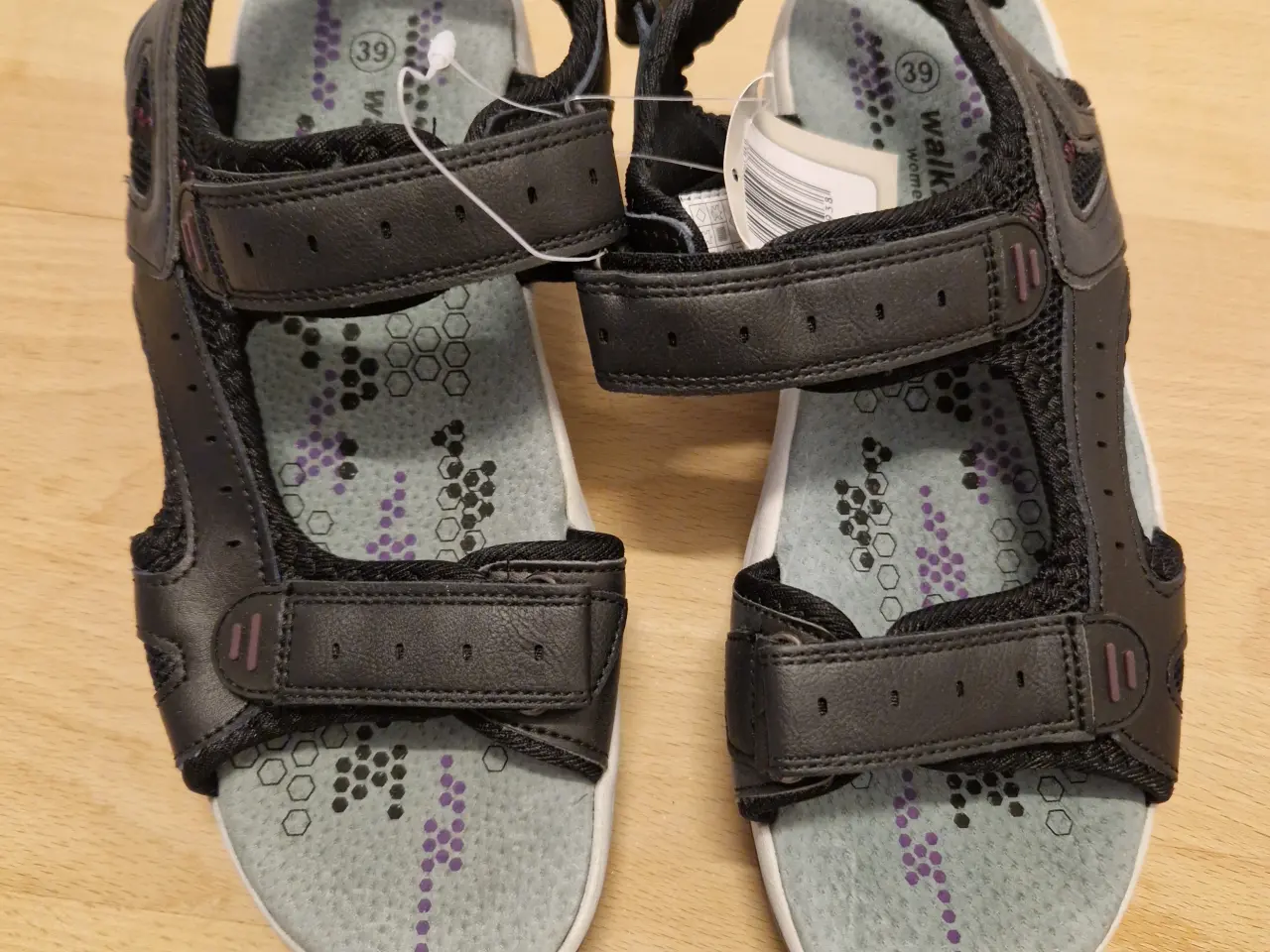 Billede 1 - Sandaler størrelse 39