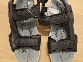 Sandaler størrelse 39