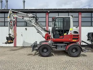 Takeuchi TB395 W - 12 ton - Engcon Rotortilt - Leica GPS