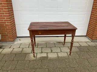 GL køkkenbord/Spisebord