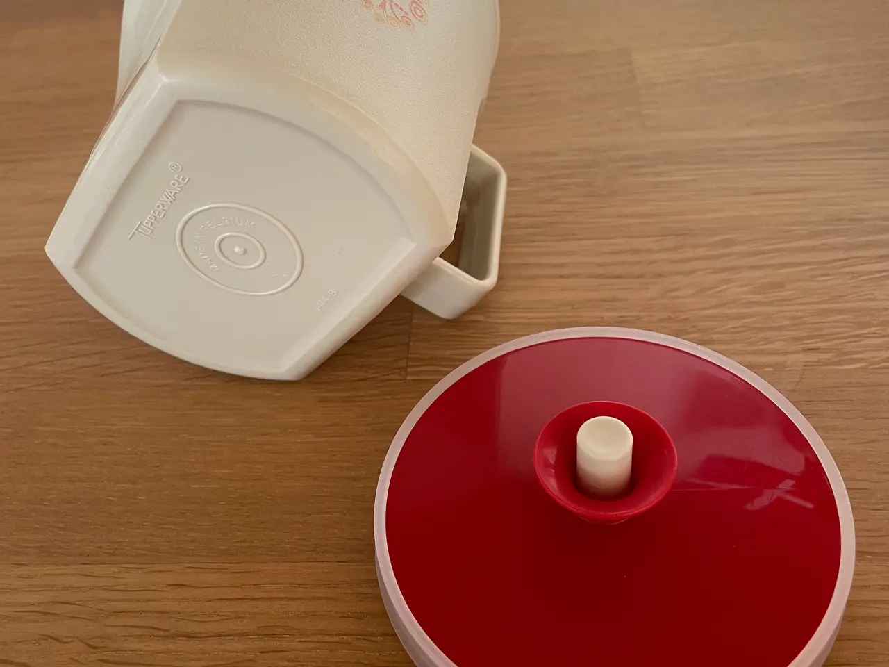 Billede 4 - Tupperware kande 300 ml.