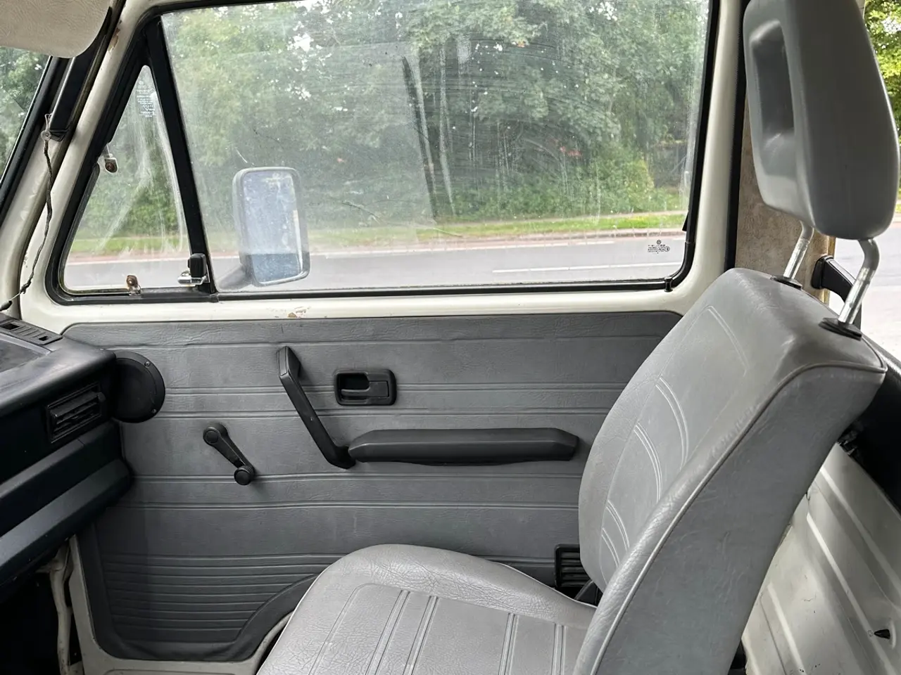 Billede 11 - 🚐 VW T3 Camper fra 1991 – 1.6 TD diesel, veteran 