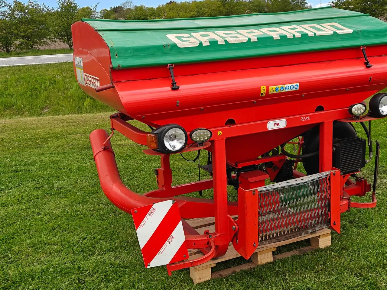 Billede 4 - Maschio Gaspardo MANTA ISOTRONIC 12-75 XL Med fronttank