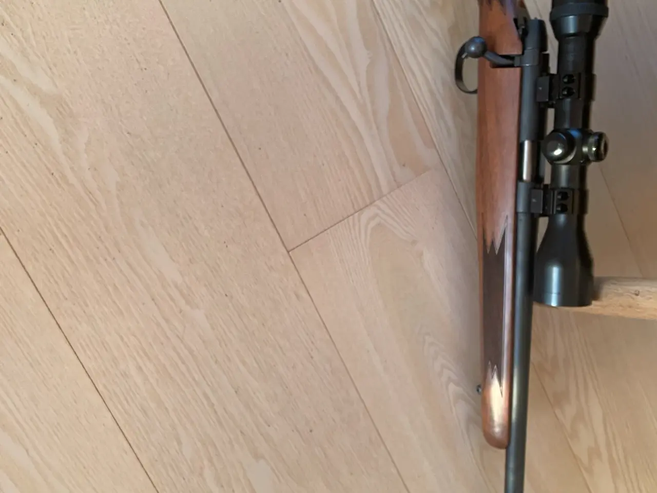 Billede 1 - Salonriffel 504 Remington