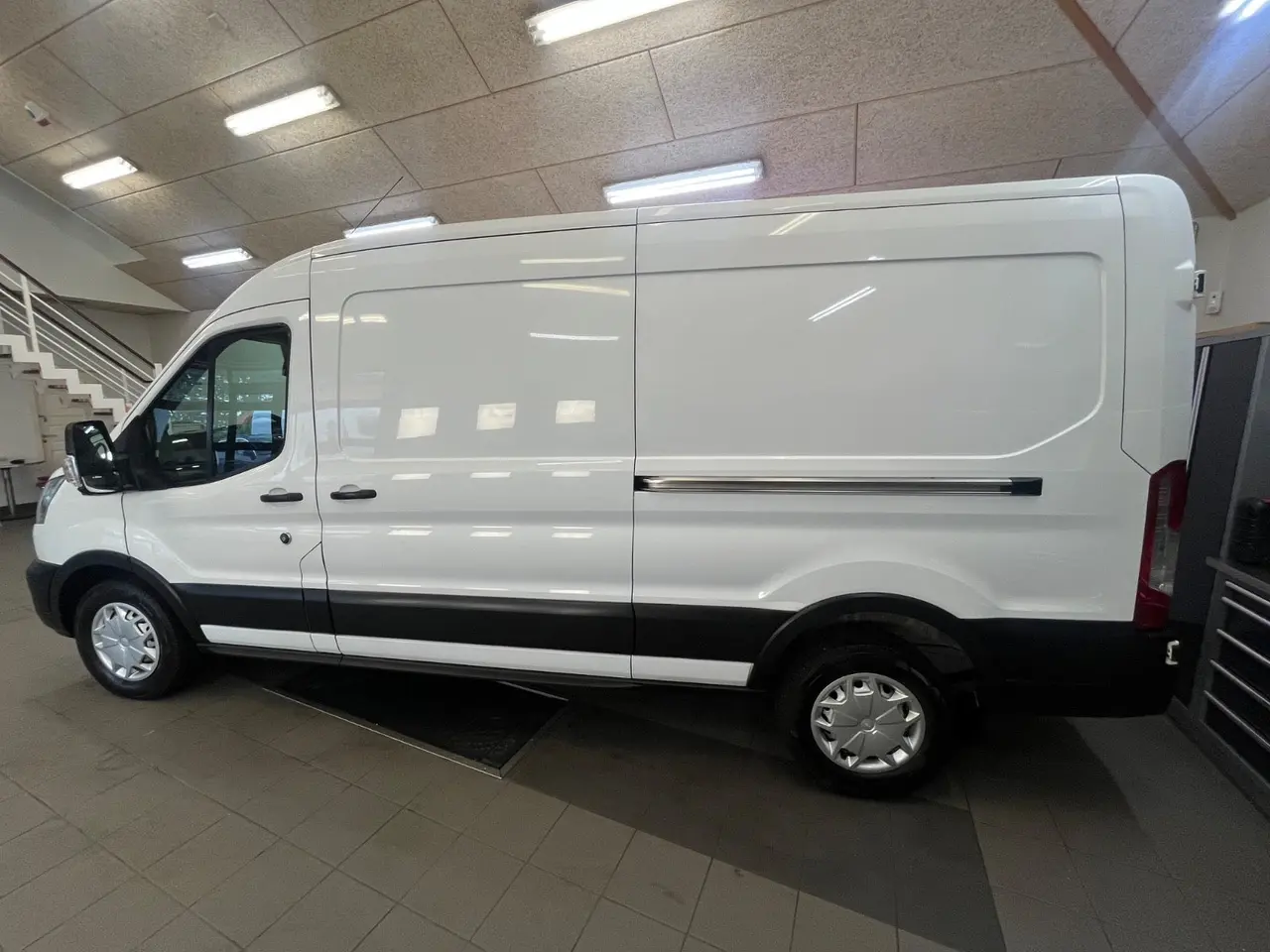 Billede 2 - Ford Transit 350 L3 Van 2,0 TDCi 130 Trend H2 RWD