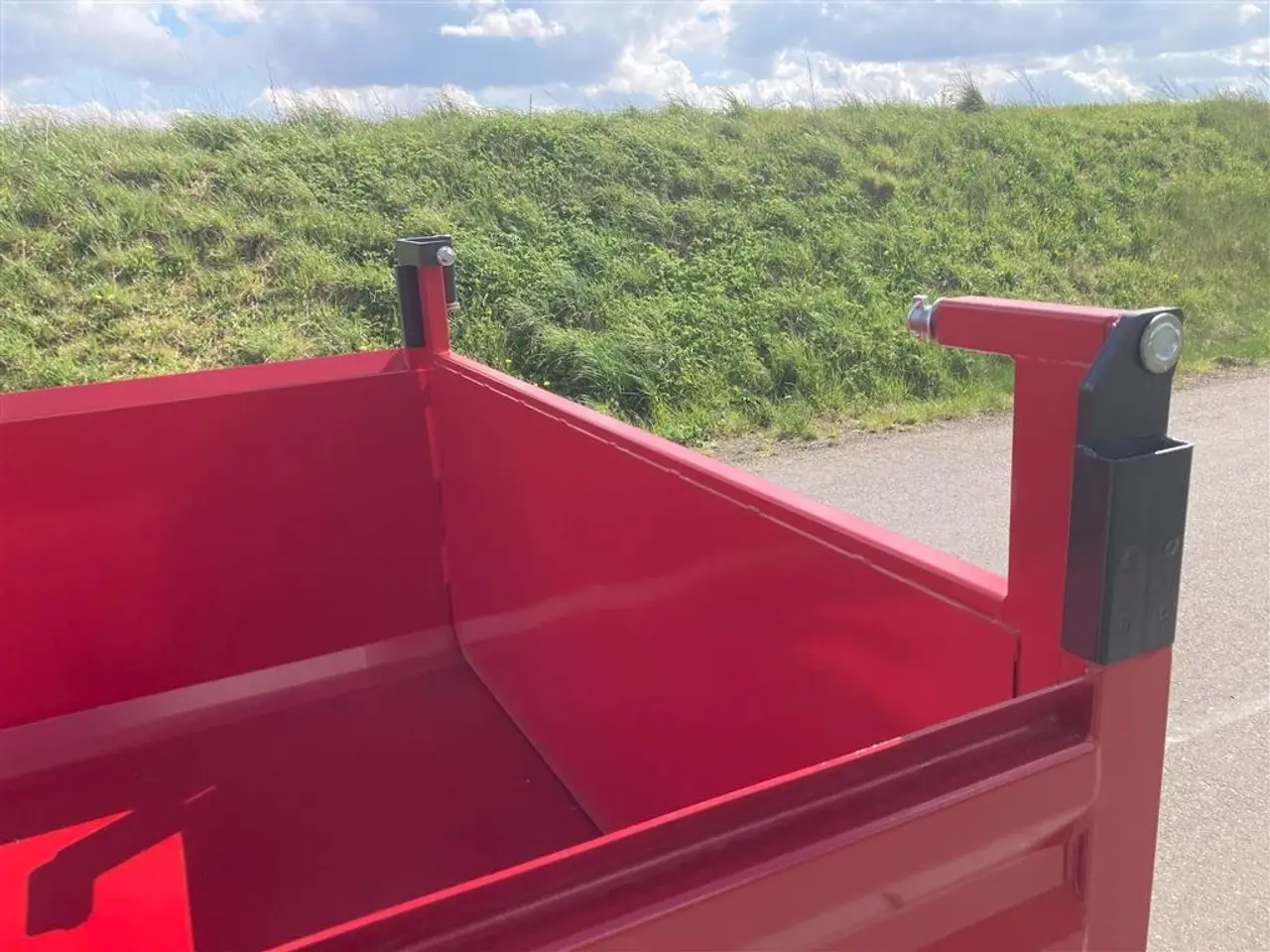 Billede 13 - Metsjø Container med hydraulisk bagklap