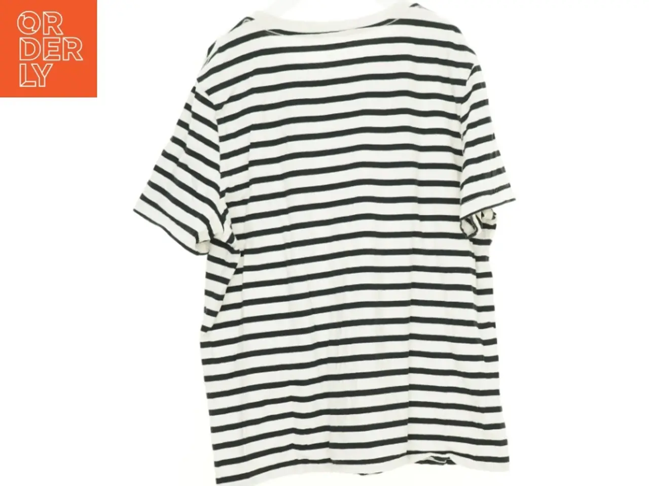 Billede 2 - T-Shirt fra H&M (str. 170 cm)