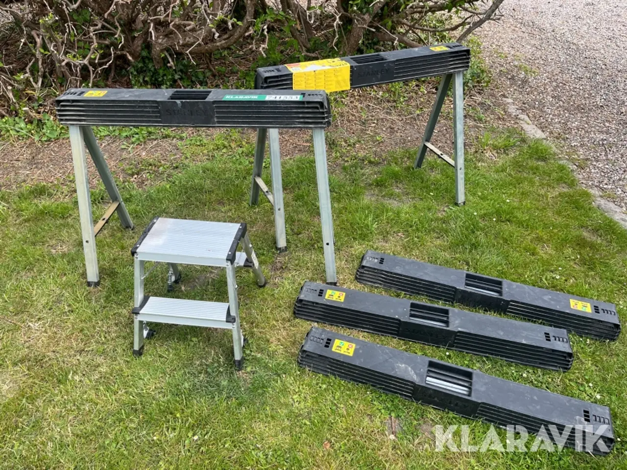 Billede 1 - Bukke og skammel Stanley 5 bukke 1 styk skammel