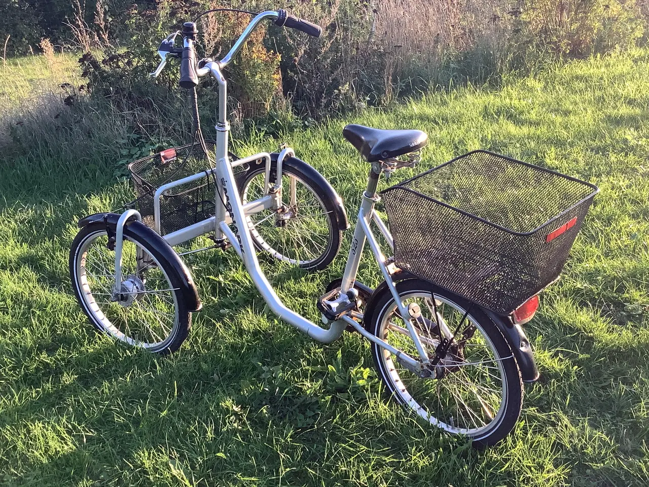 Billede 3 - Seniorcykel fin fra Monark, let kørt...