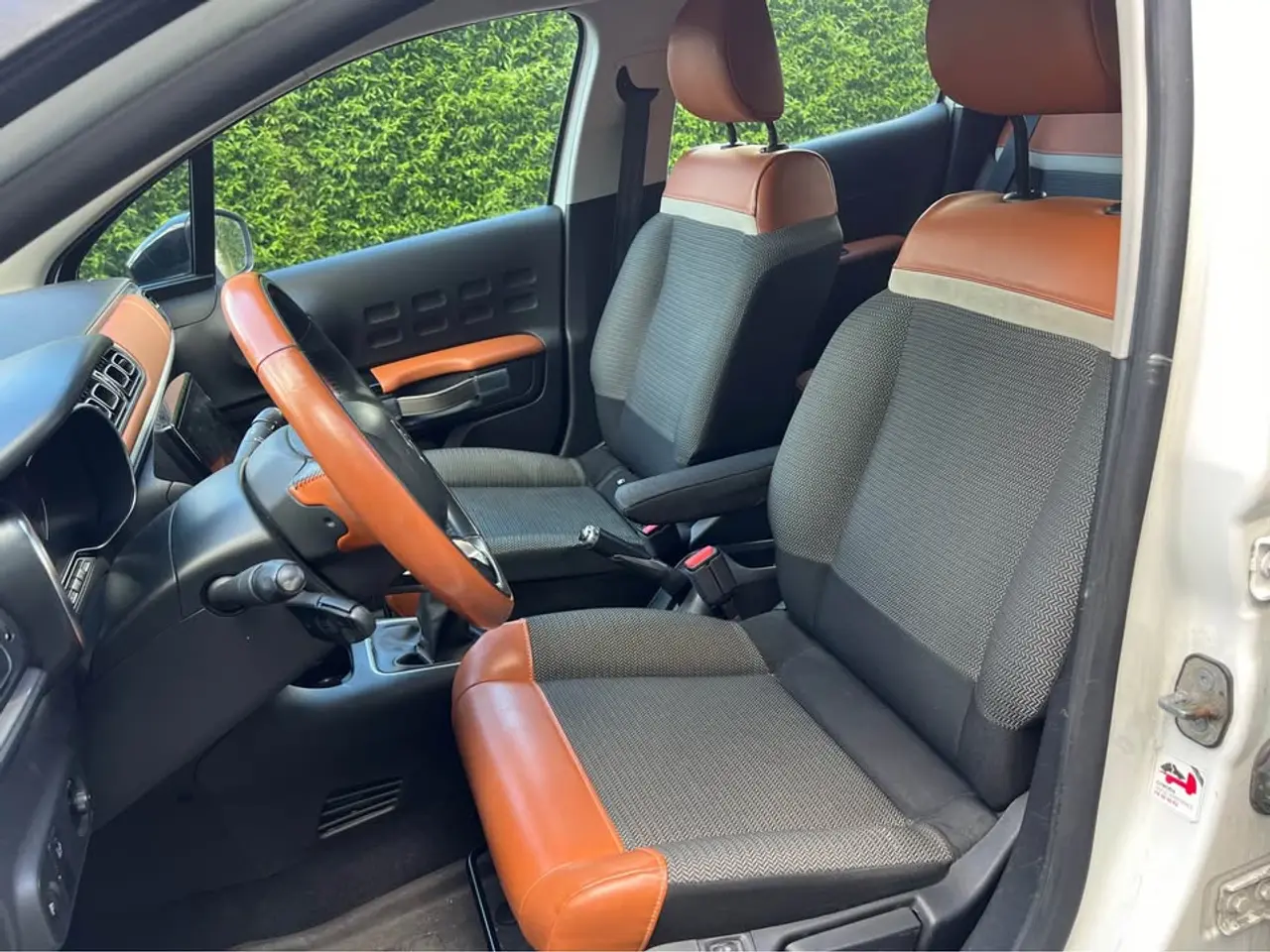 Billede 8 - Citroën C3 1.6 BlueHDi – Nysynet – Kun 520 kr. i h
