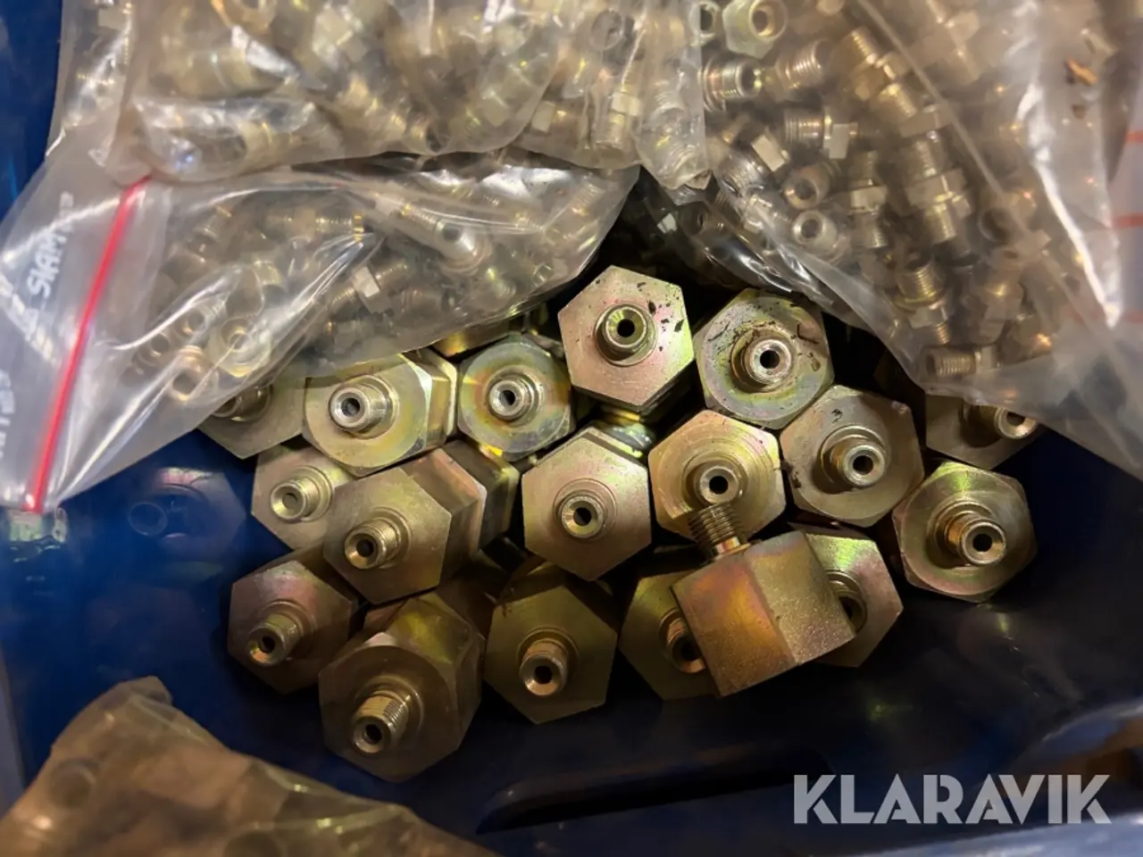 Billede 9 - Lot - Fittings, filterhuse, propper til lynkoblinger og kuglehaner - 1 palle