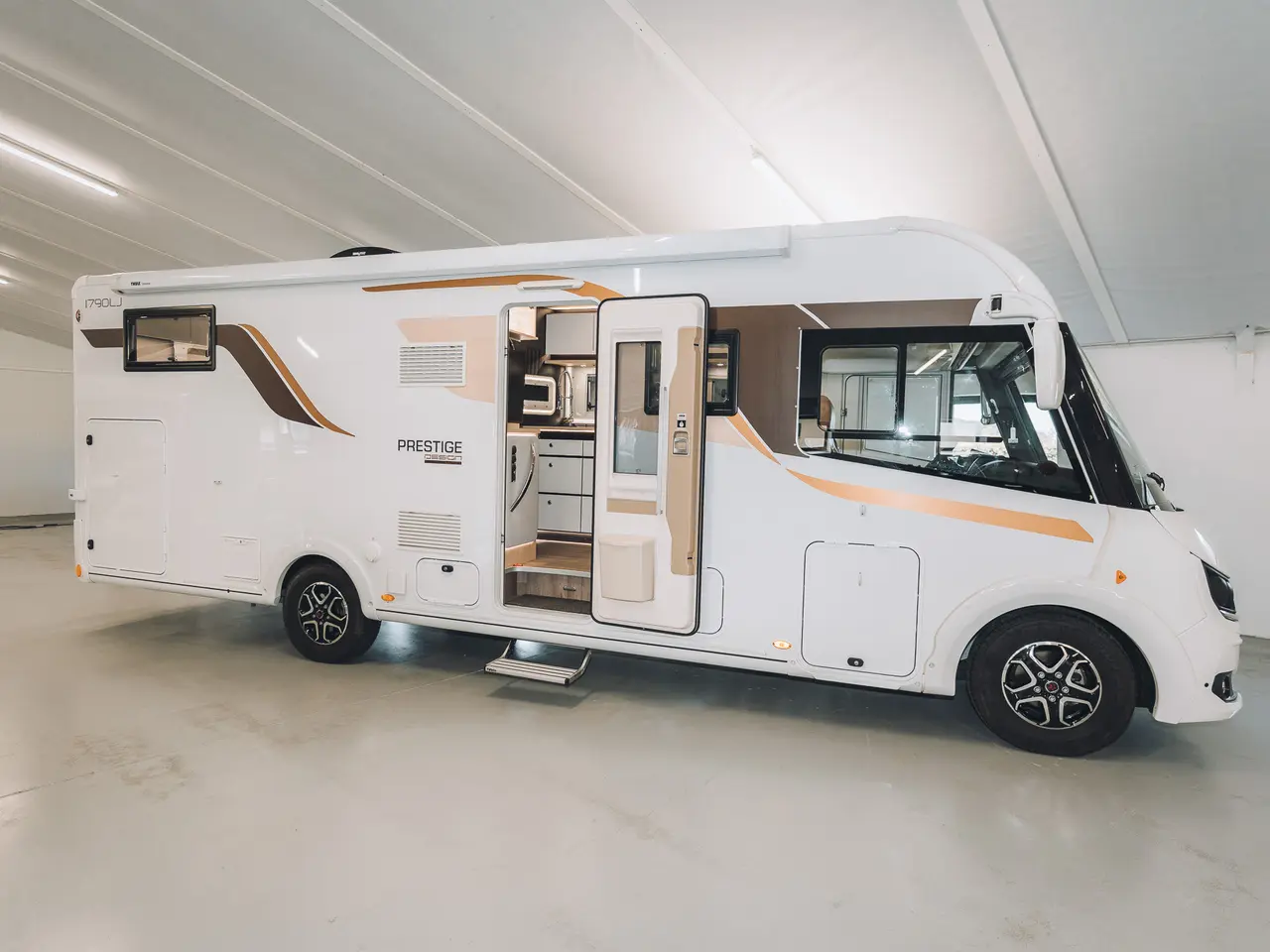 Billede 1 - Autostar Fiat LJ I790 Prestige