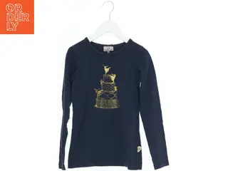 Langærmet bluse med print fra Pomp de Lux (str. 134)