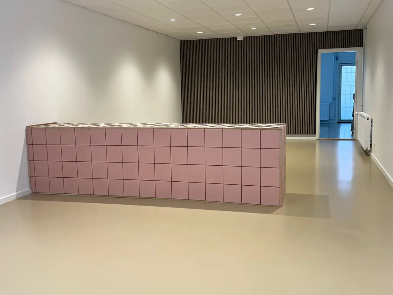Billede 2 - Butikslokale midt på gågagden i Allerød til leje