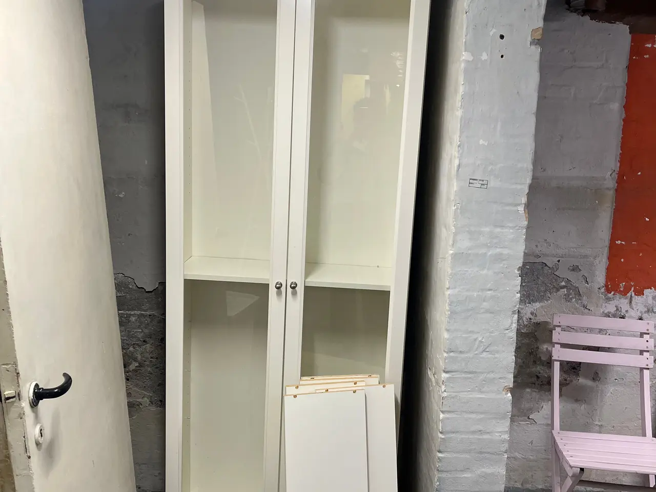 Billede 1 - Ikea vitrine skab 