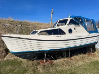 Motorbåd POCA 720