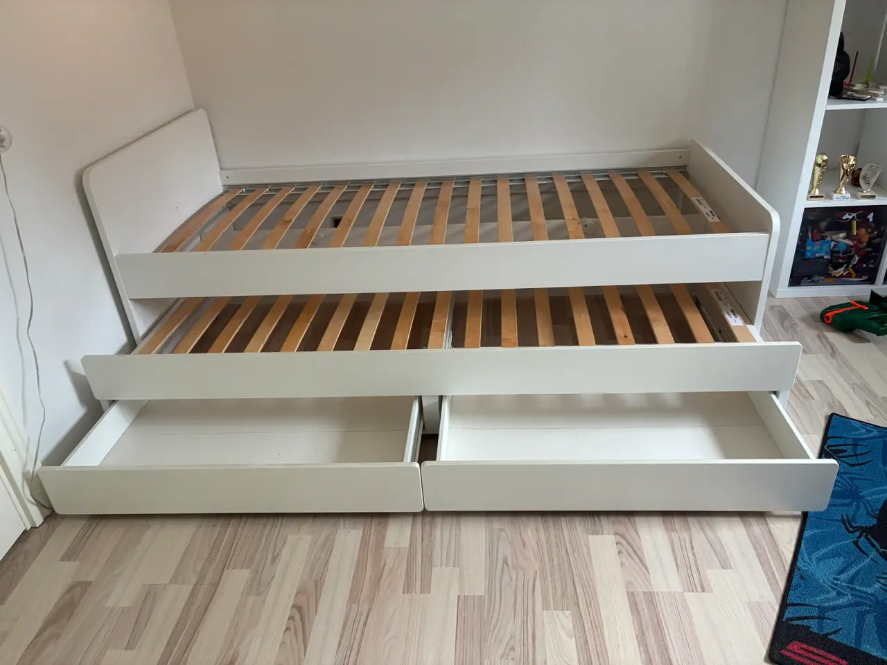 Billede 1 - Ikea dobbelt seng sælges