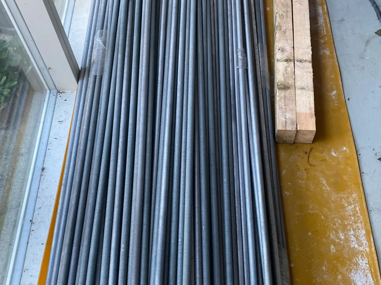 Billede 4 - Gevindstang m20x2,5x2000mm -fzv