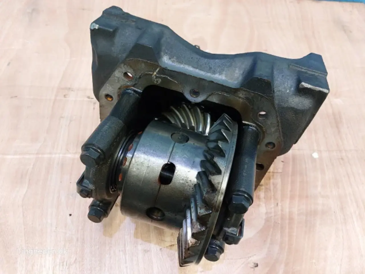 Billede 9 - New Holland LB110 Differential 9968004