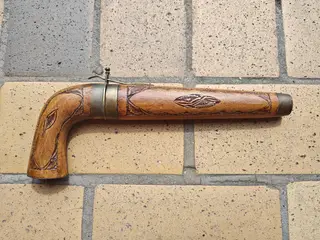 Gammel forskærer sæt gaffel formet som pistol