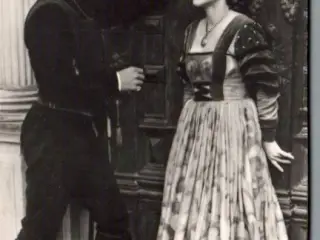 Kronborg Hamlet 1939 - Hamlet John Gielgud - Ophelia Fay Compton - Postkort - Ubrugt