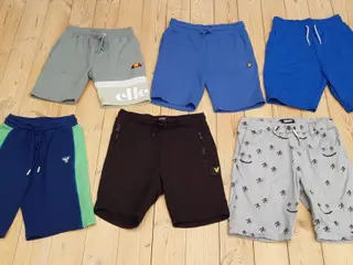 STR 12 - 13 ÅR - 6 PAR SHORTS 250 KR
