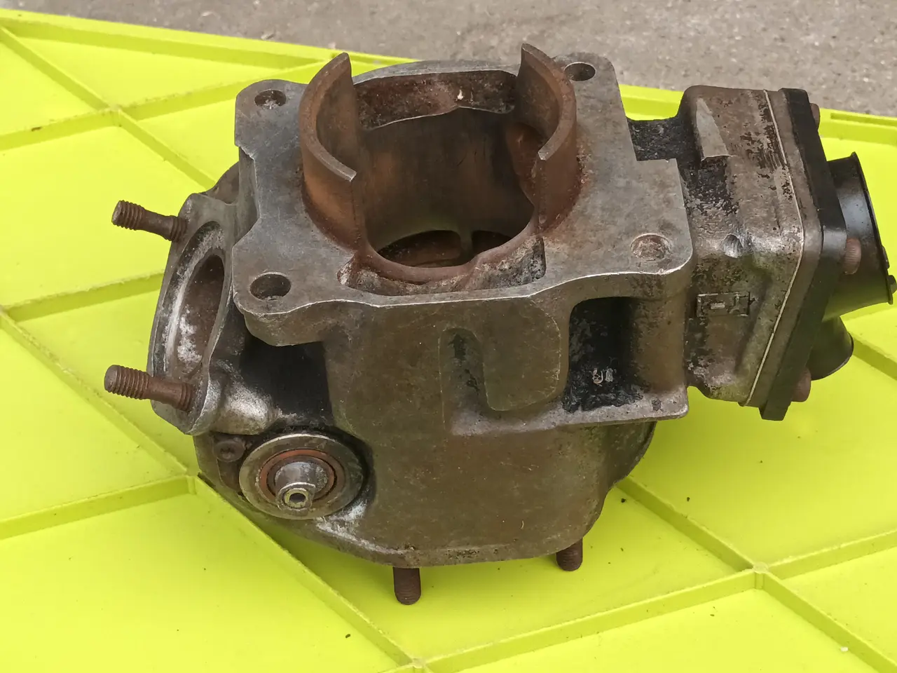 Billede 2 - Yamaha RD 350 YPVS Cylinder