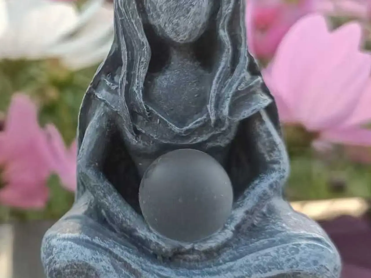 Billede 1 - * Moder Jord-figur (Gaia-gudinde) - siddende i Lot