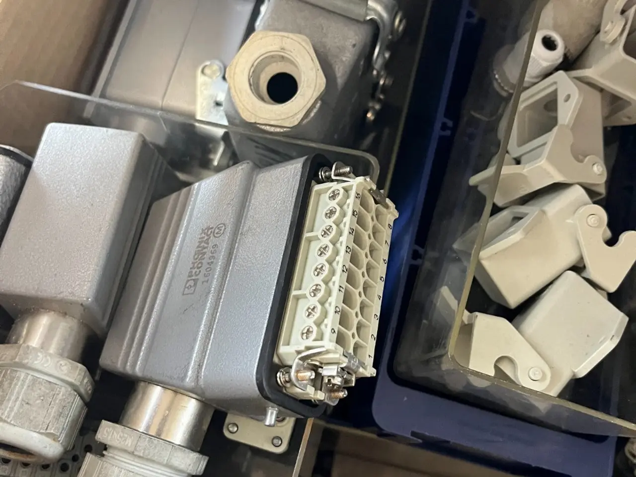 Billede 13 - Harting Heavy Duty stik Housings & Inserts blandet