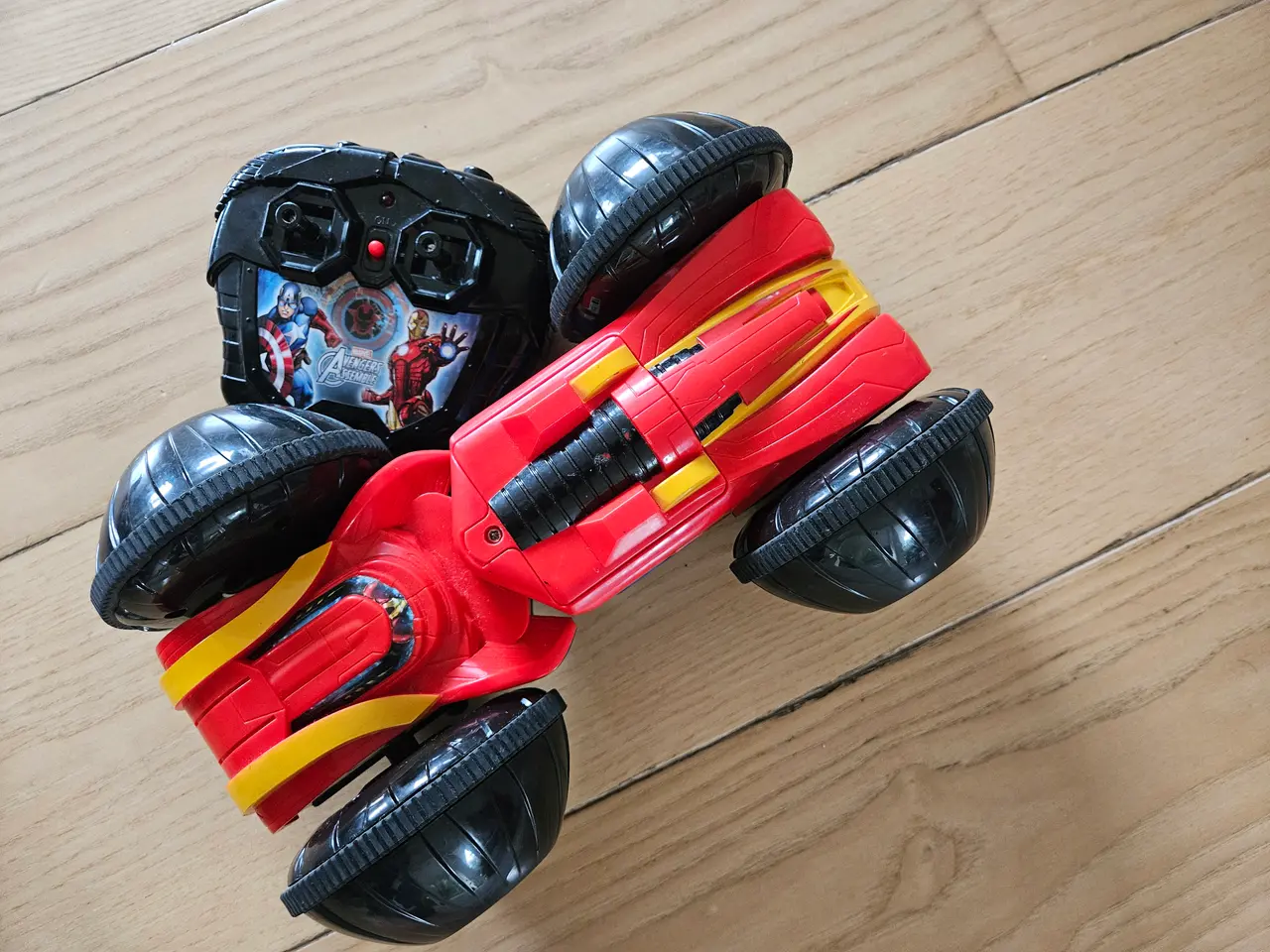 Billede 3 - Marvel Avengers RC Rollover Rumbler fjernstyret