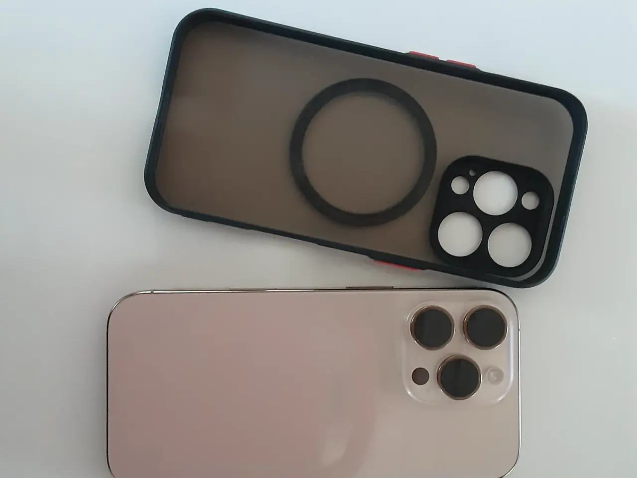 Billede 1 - iPhone 16 pro desert titanium 128 gb som ny