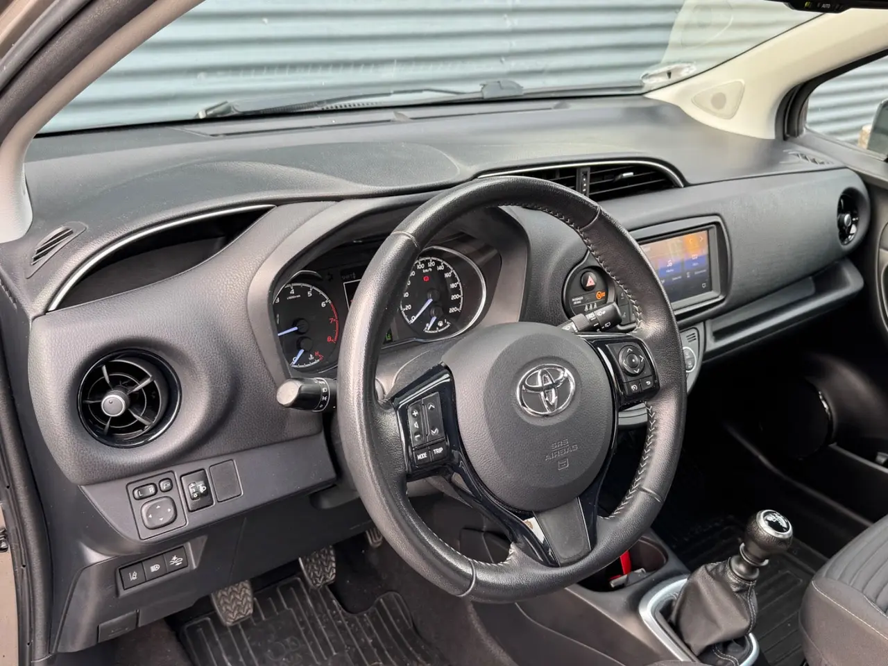 Billede 9 - Toyota Yaris 1,5 VVT-iE T3 Limited Smart