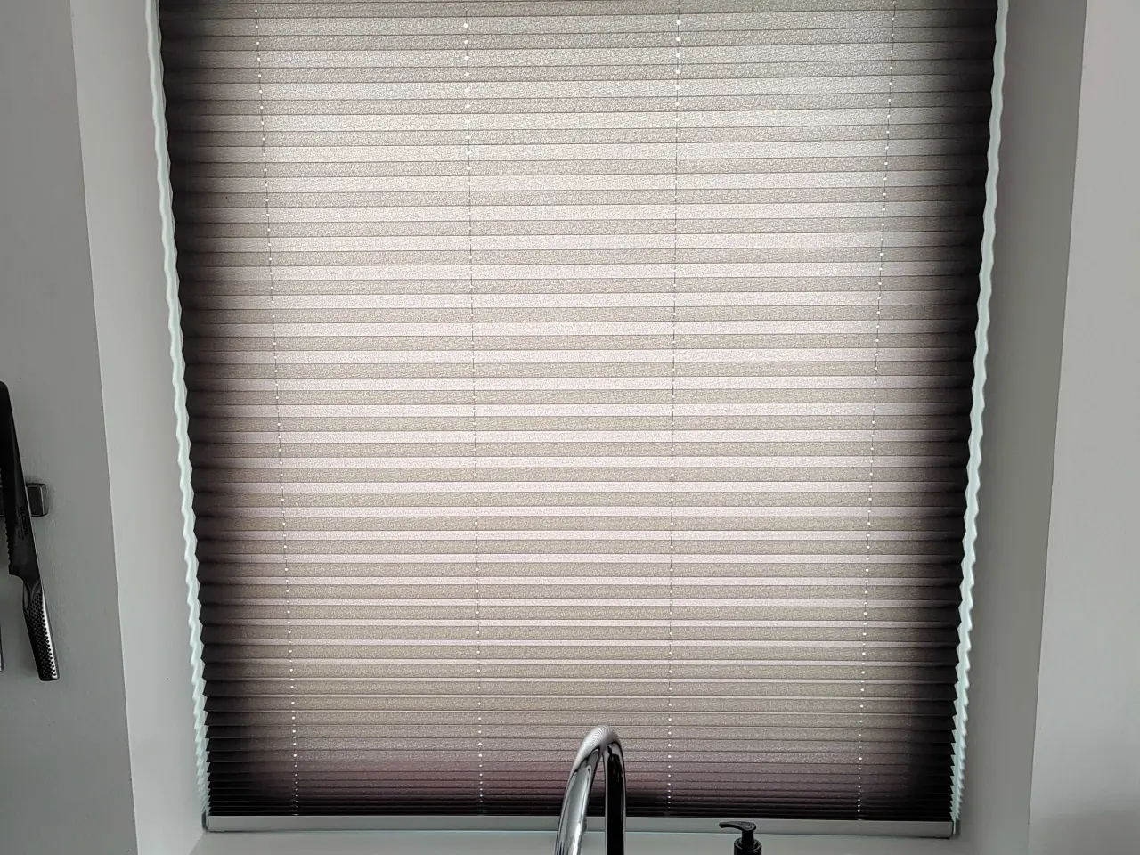 Billede 1 - 2 stk up/down plissegardin. 103*125 cm