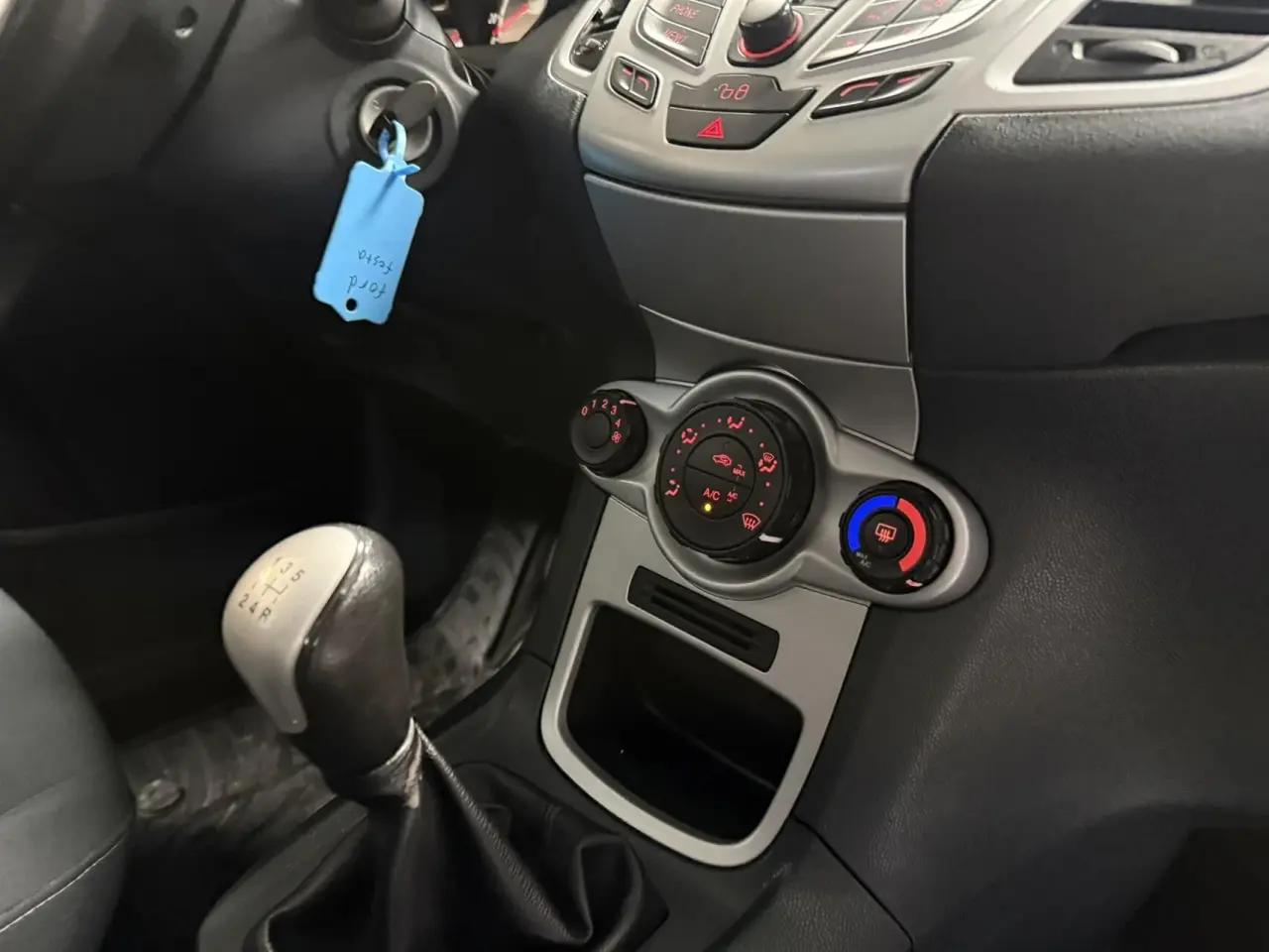 Billede 8 - Ford Fiesta 1,6 TDCi Titanium 95HK 5d